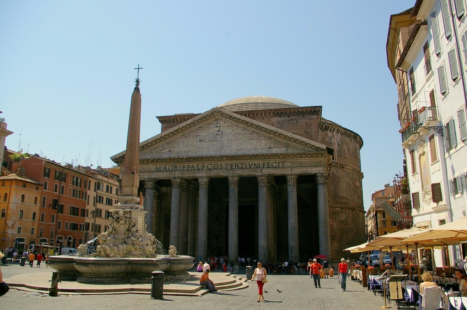 Piazza della Rotonda_Pantheon_Rome (3)